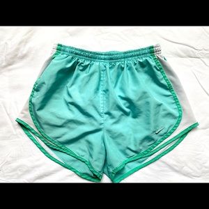 Women’s Nike Tempo Shorts